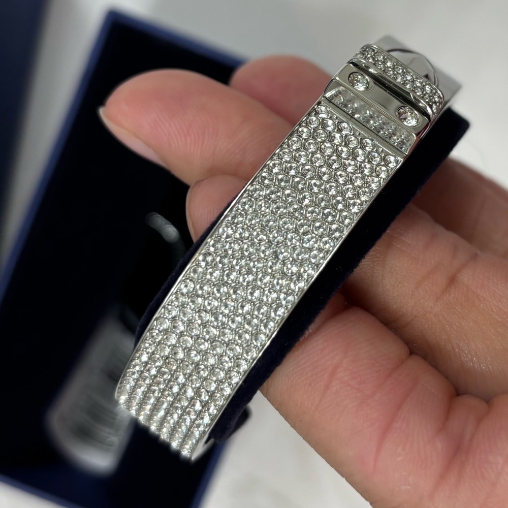 Swarovski silver bangle bracelet